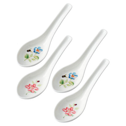 Zestaw 4 łyżek porcelanowych